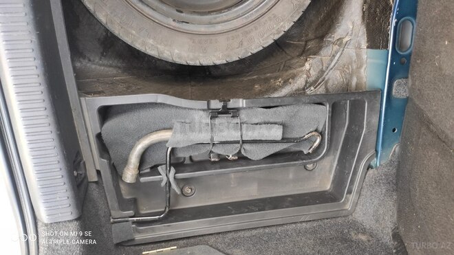 Toyota Corolla 2004, 269,000 km - 1.4 л - Bərdə