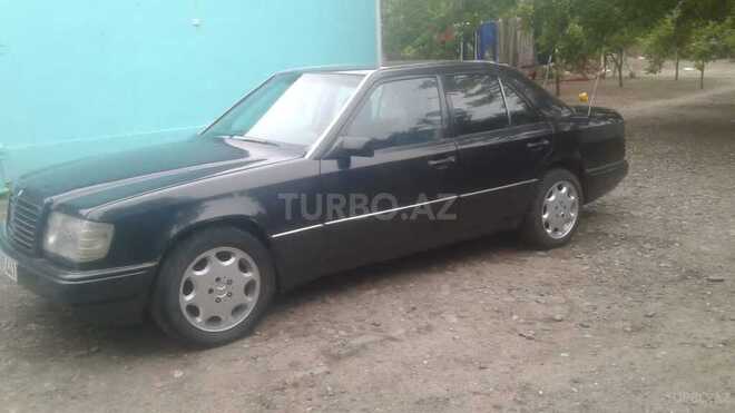 Mercedes E 250 1990, 300,000 km - 2.5 l - Ağdam