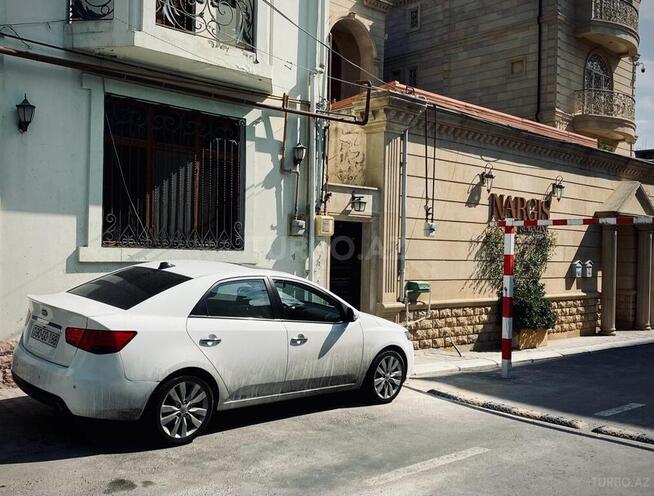 Kia Cerato 2009, 124,000 km - 2.0 l - Bakı