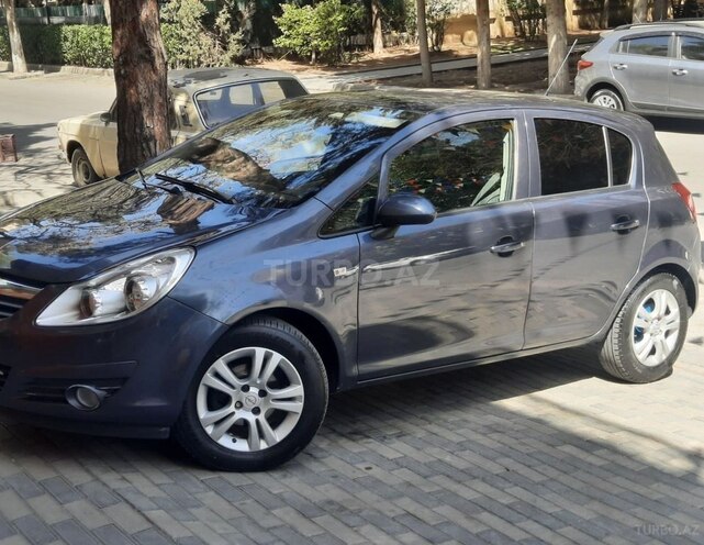 Opel Corsa 2009, 285,000 km - 1.3 л - Bakı