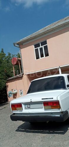 LADA (VAZ) 2107 2006, 68,000 km - 1.5 л - Qazax