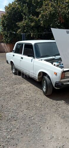 LADA (VAZ) 2107 2006, 68,000 km - 1.5 л - Qazax