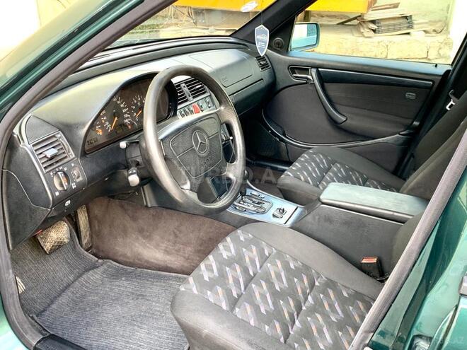 Mercedes C 200 1998, 280,000 km - 2.0 l - Bakı