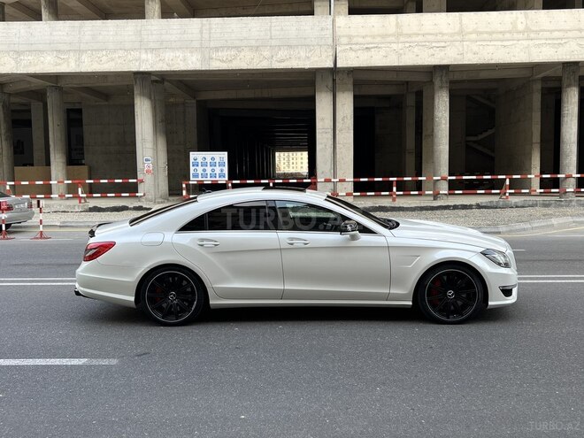 Mercedes CLS 63 AMG 2012, 121,000 km - 5.5 l - Bakı