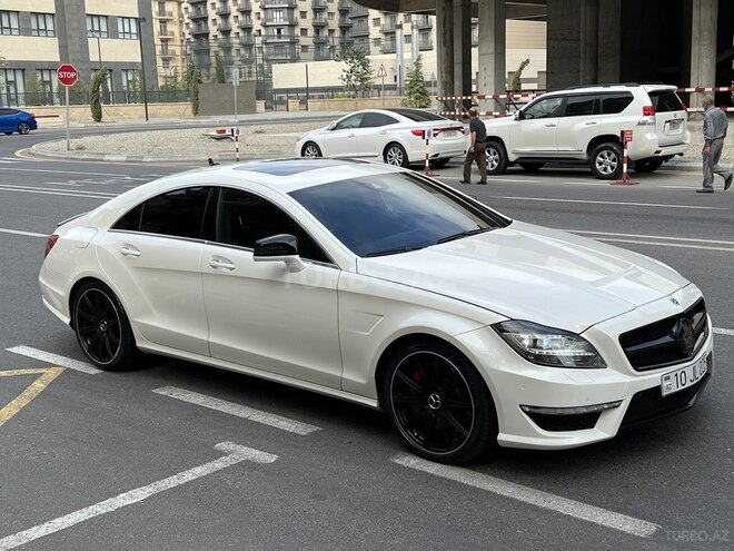 Mercedes CLS 63 AMG 2012, 121,000 km - 5.5 l - Bakı