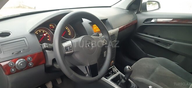 Opel Astra 2005, 261,648 km - 1.4 l - Bakı