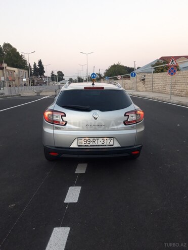 Renault Megane 2011, 285,000 km - 1.5 l - Tovuz