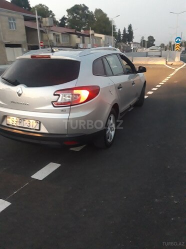 Renault Megane 2011, 285,000 km - 1.5 l - Tovuz