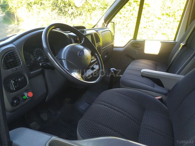Ford Transit 2001, 270,000 km - 2.0 l - Qax