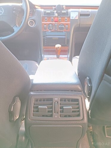 Mercedes E 240 1999, 356,000 km - 2.4 l - Bakı