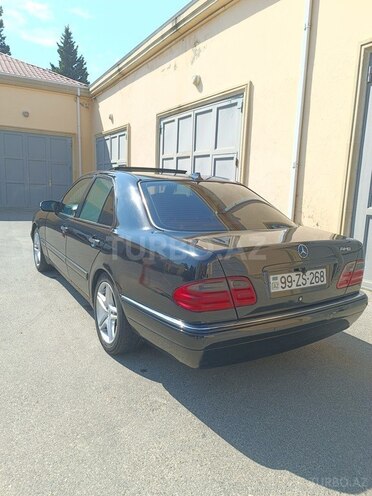 Mercedes E 240 1999, 356,000 km - 2.4 l - Bakı