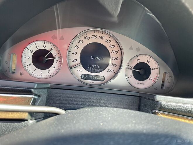 Mercedes E 220 2008, 220,000 km - 2.2 л - Bakı