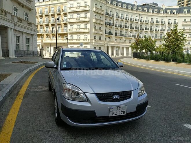 Kia Rio 2008, 252,000 km - 1.5 л - Bakı