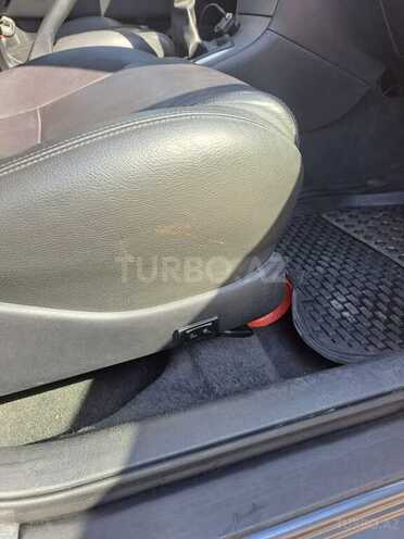 Toyota Corolla 2006, 178,000 km - 1.4 l - Bakı