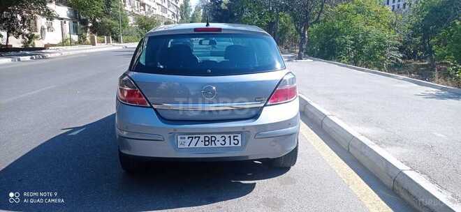 Opel Astra 2007, 226,000 km - 1.4 л - Bakı