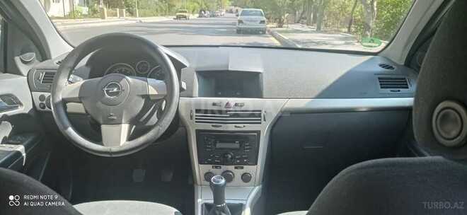 Opel Astra 2007, 226,000 km - 1.4 л - Bakı