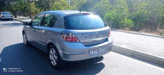 Opel Astra 2007, 226,000 km - 1.4 л - Bakı