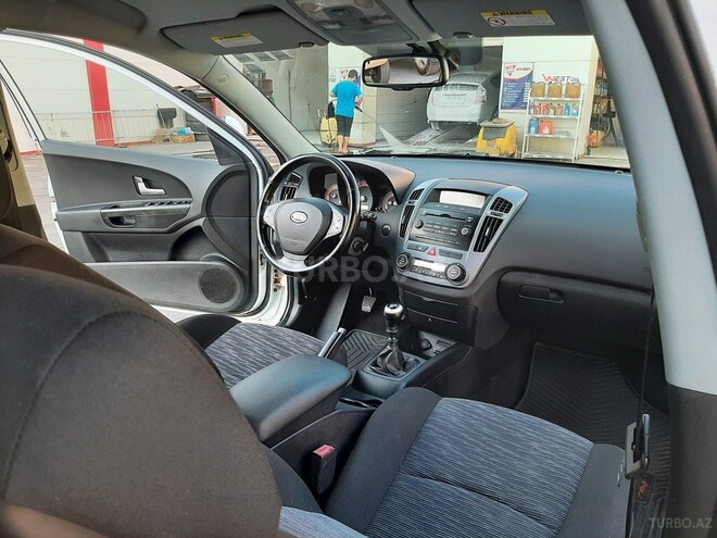 Kia Ceed 2008, 224,000 km - 1.6 l - Bakı