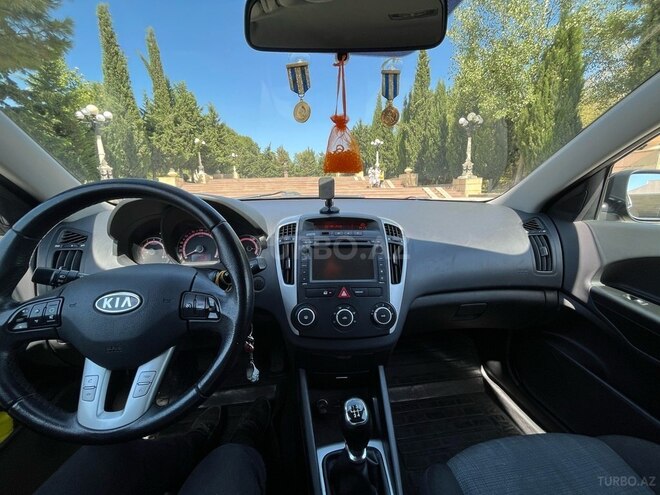 Kia Ceed 2011, 191,000 km - 1.4 l - Kürdəmir
