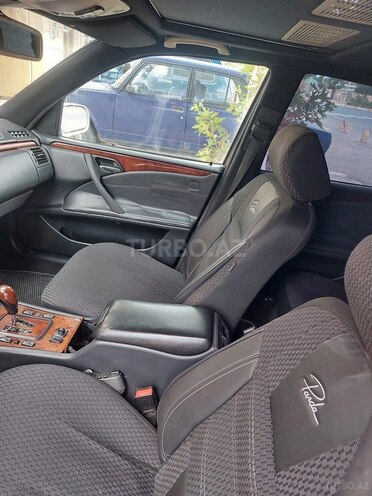 Mercedes E 220 2000, 706,000 km - 2.2 l - Bakı