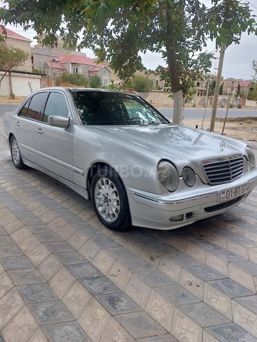 Mercedes E 220 2000, 706,000 km - 2.2 l - Bakı