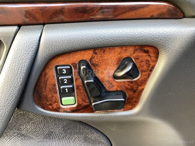 Mercedes E 240 2000, 137,000 km - 2.4 l - Bakı