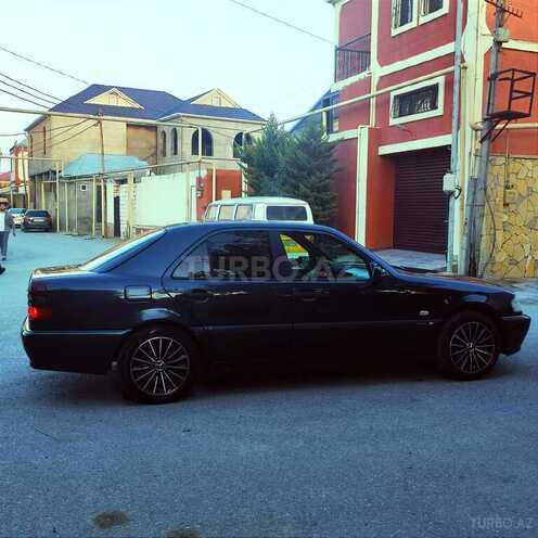 Mercedes C 180 1999, 323,500 km - 1.8 l - Bakı