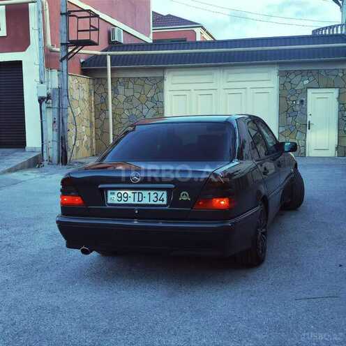Mercedes C 180 1999, 323,500 km - 1.8 l - Bakı