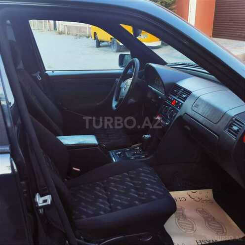 Mercedes C 180 1999, 323,500 km - 1.8 l - Bakı