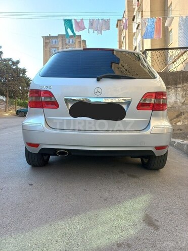 Mercedes B 180 2009, 153,000 km - 1.7 l - Bakı