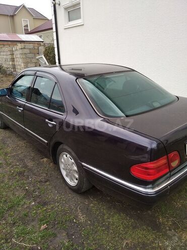 Mercedes E 200 1996, 340,000 km - 2.0 l - Zaqatala