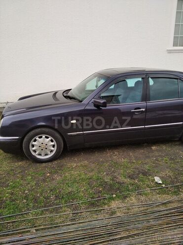 Mercedes E 200 1996, 340,000 km - 2.0 l - Zaqatala