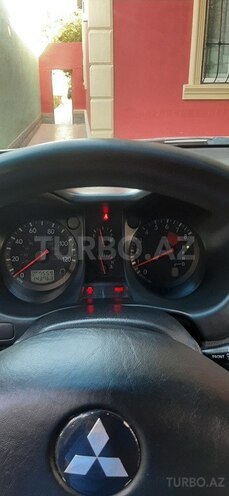 Mitsubishi Outlander 2002, 230,000 km - 2.4 l - Bakı
