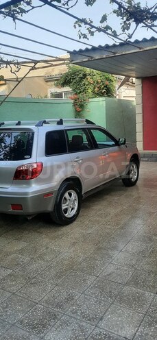 Mitsubishi Outlander 2002, 230,000 km - 2.4 l - Bakı