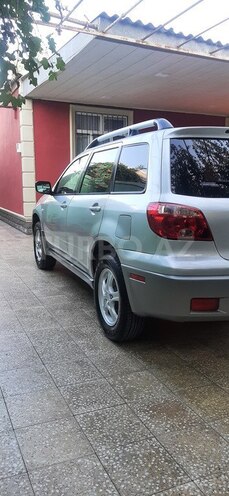 Mitsubishi Outlander 2002, 230,000 km - 2.4 l - Bakı