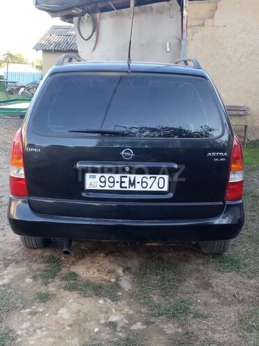 Opel Astra 2000, 350,000 km - 1.6 l - Qusar