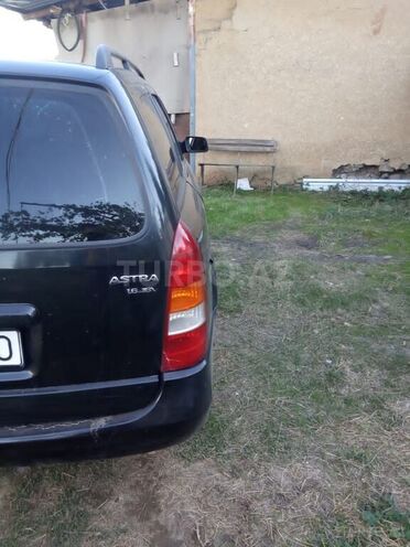 Opel Astra 2000, 350,000 km - 1.6 l - Qusar