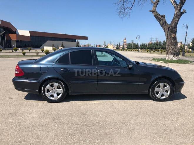 Mercedes E 220 2004, 371,000 km - 2.2 l - Xaçmaz