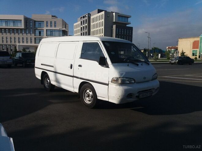Hyundai H 100 2006, 358,985 km - 2.5 l - Bakı