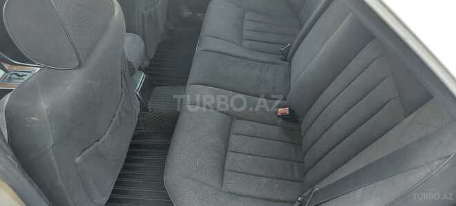 Mercedes E 200 1995, 600,000 km - 2.0 l - Bakı