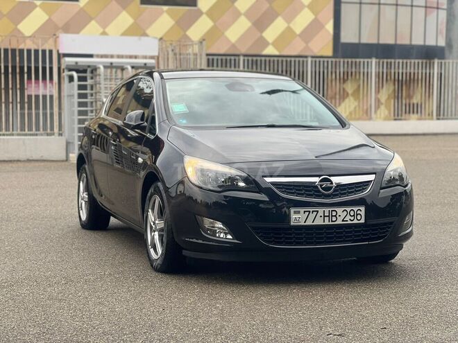 Opel Astra 2010, 197,549 km - 1.4 л - Bakı