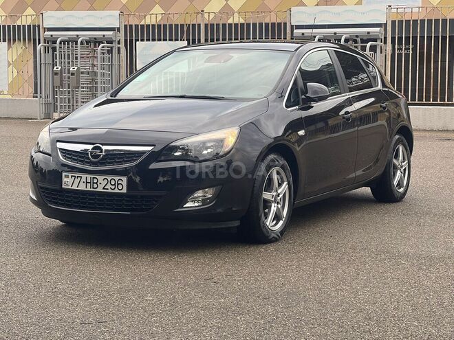 Opel Astra 2010, 197,549 km - 1.4 л - Bakı