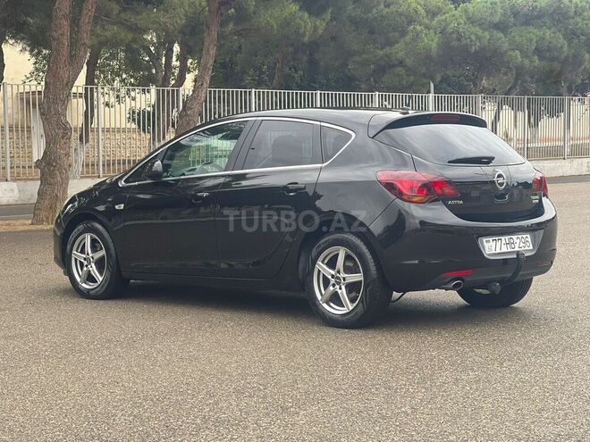 Opel Astra 2010, 197,549 km - 1.4 л - Bakı