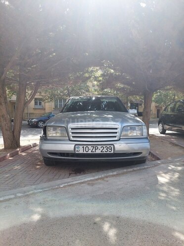 Mercedes C 200 1995, 111,000 km - 2.0 л - Bakı