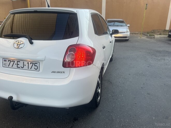 Toyota Auris 2008, 185,000 km - 1.4 l - Bakı