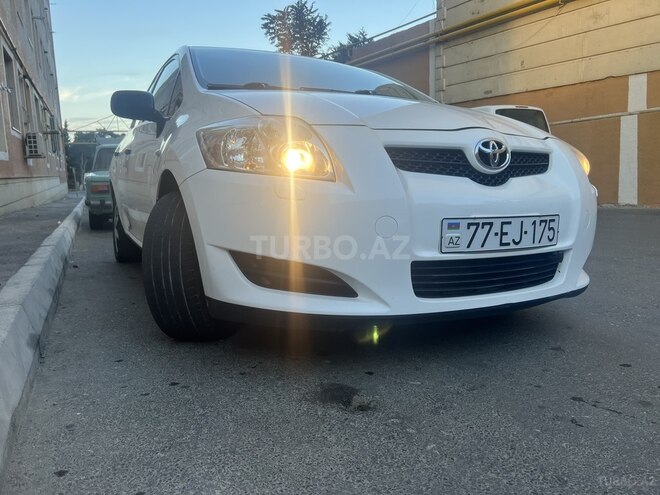 Toyota Auris 2008, 185,000 km - 1.4 l - Bakı