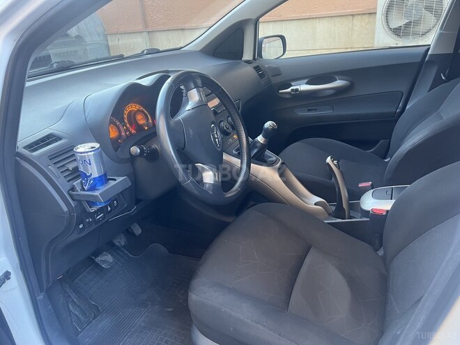 Toyota Auris 2008, 185,000 km - 1.4 l - Bakı
