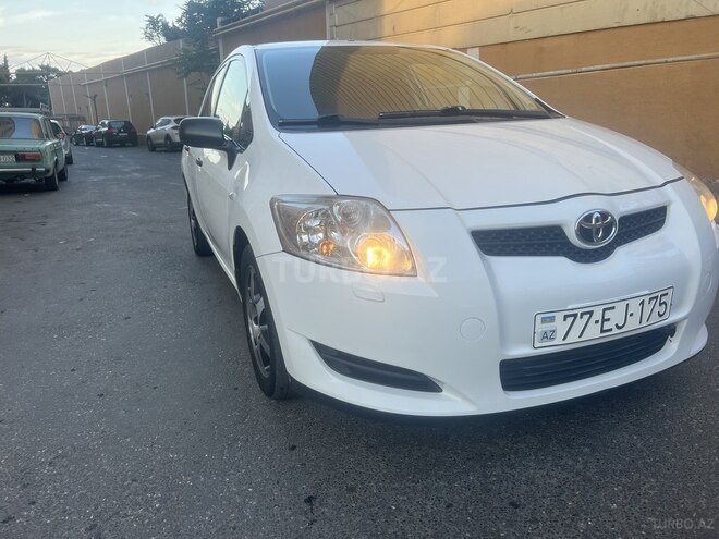 Toyota Auris 2008, 185,000 km - 1.4 l - Bakı