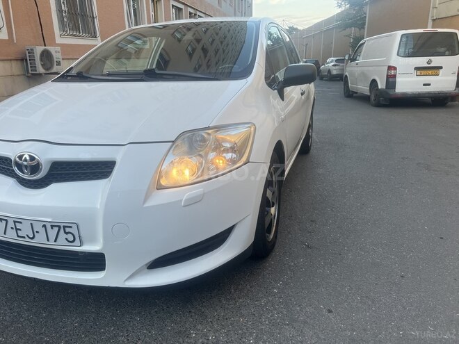 Toyota Auris 2008, 185,000 km - 1.4 l - Bakı