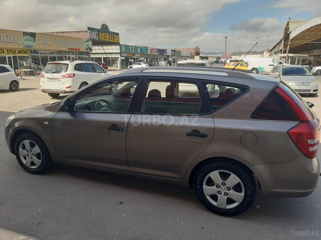 Kia Ceed 2009, 235,000 km - 1.6 l - Bakı